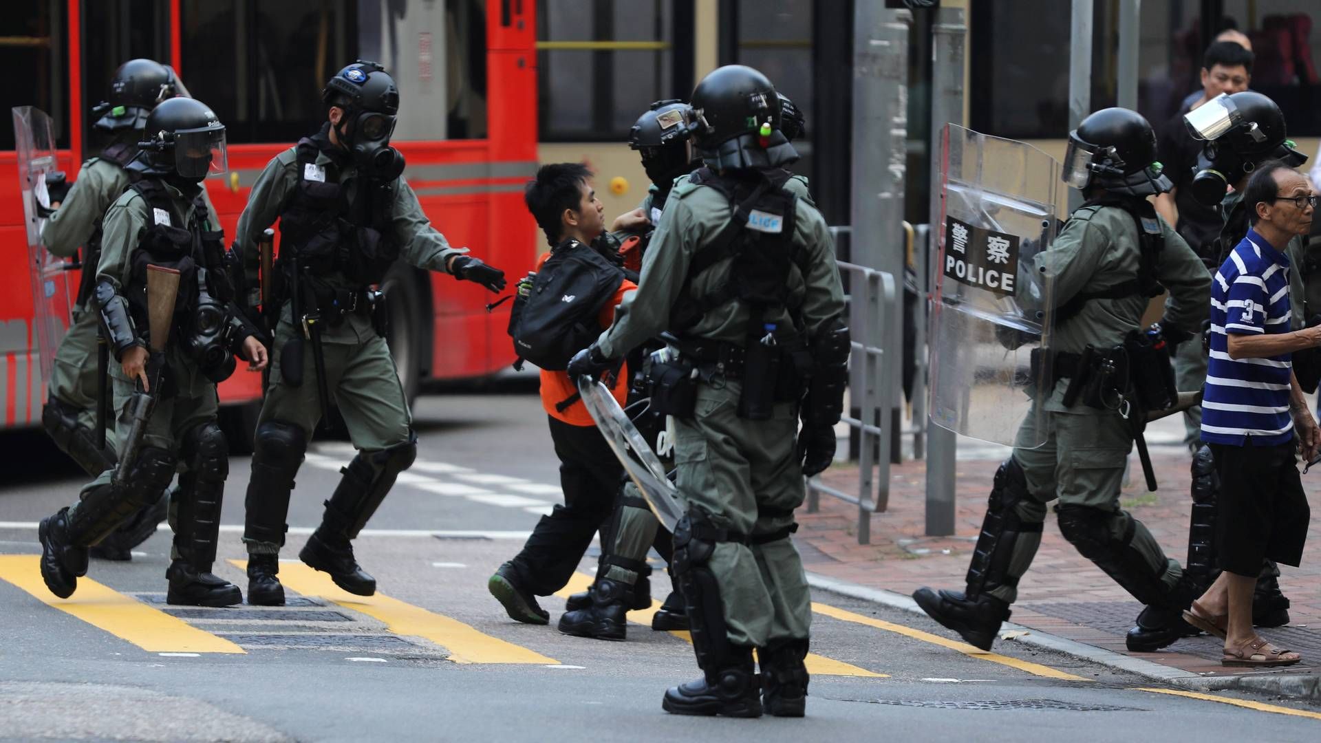 Demonstranter går på gaden i Hongkong for at vise sin modvilje mod regeringen og Kinas indvirkning på landet. Det medfører nogle gange voldelige sammenstød mellem politi og demonstranter. | Foto: AMMAR AWAD/REUTERS / X90085