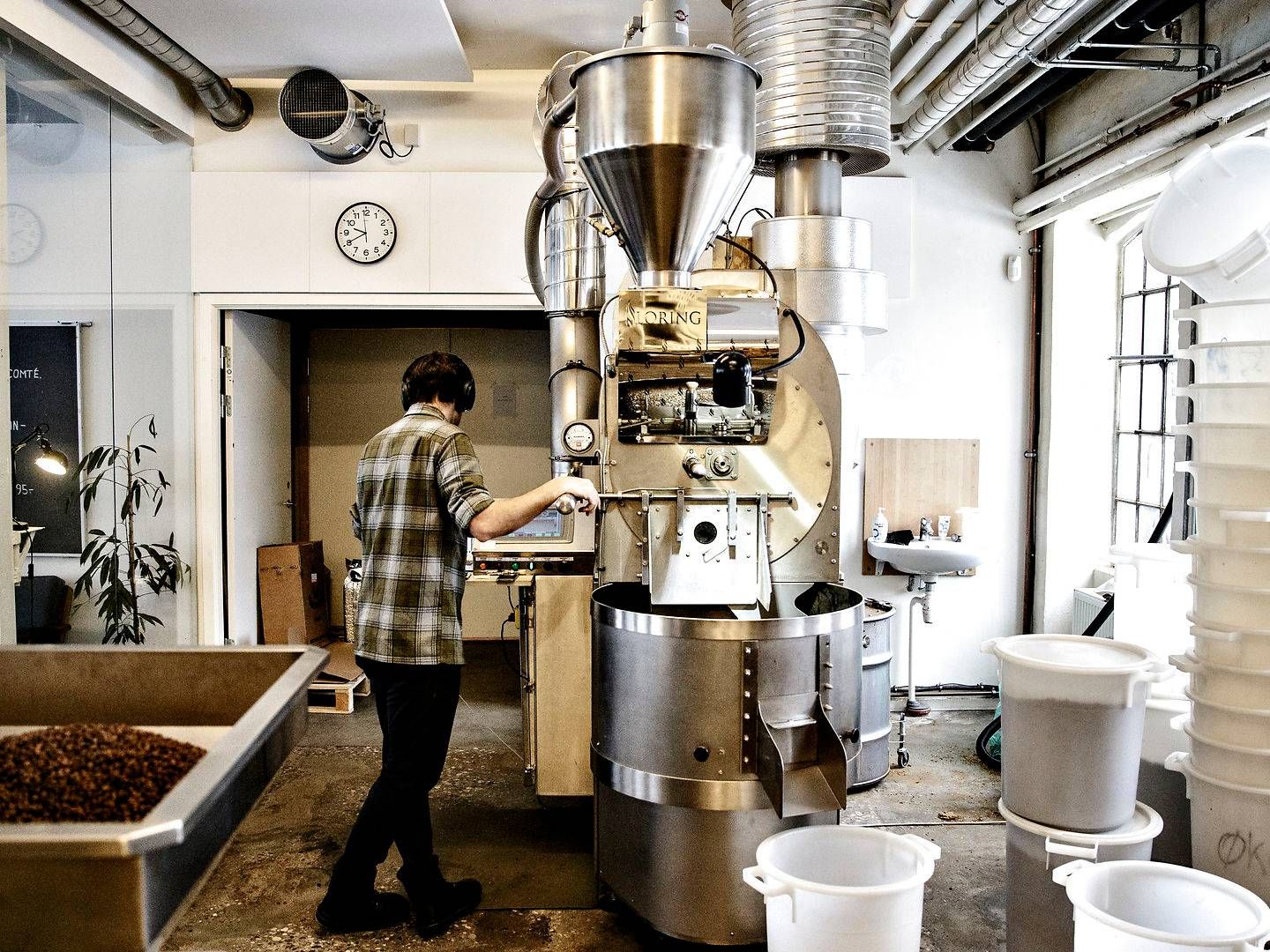The Coffee Collective har fire kaffebarer samt eget risteri med engrossalg til ind- og udland. Selskabet har desuden en ambition om at åbne en ny kaffebar om året. | Foto: Miriam Dalsgaard/Politiken/Ritzau Scanpix