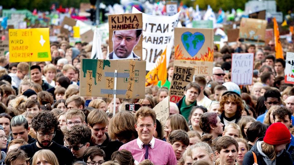 Klima-demonstranter verden over tager ikke fejl, bekræfter over 11.000 forskere: klimakrisen er reel. Billedet er fra en demonstration i Tyskland i september. | Foto: Finn Frandsen/Ritzau Scanpix