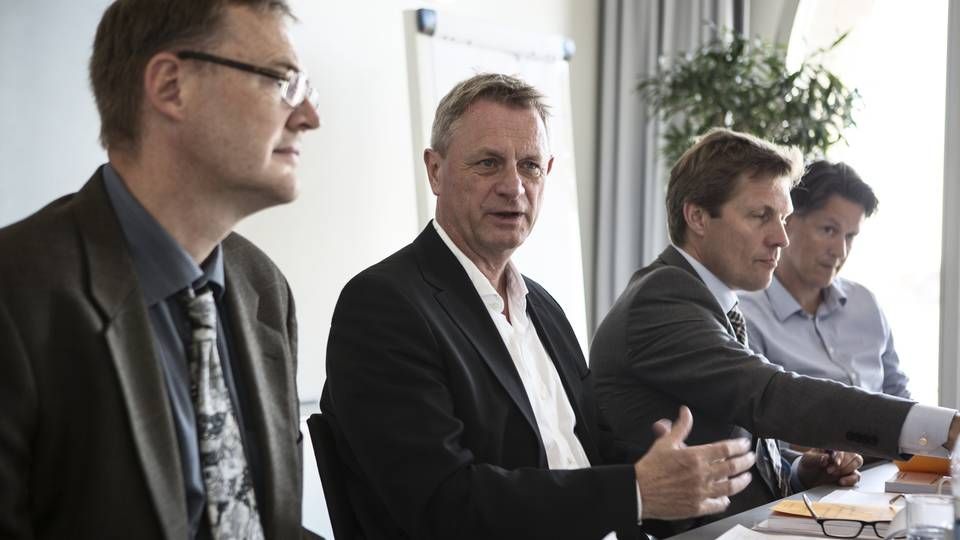 John Smidt (venstre) kommer fremover til at have færre hænder til det Økonomiske Råds miljøøkonomiske arbejde. | Foto: Sofia Busk