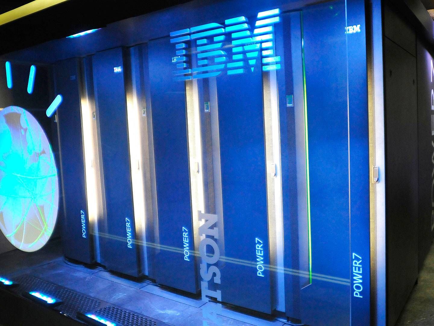 Kunstig intelligens er i langt de fleste tilfælde en integreret del af store computersystemer som IBM's Watson, der i dag har overtaget en del opgaver i store advokatfirmaer og er godt på vej til at kunne læse røntgenbilleder bedre end læger. Men Novo har alligevel valgt at stoppe sit partnerskab med IBM. | Foto: AP/Ritzau Scanpix