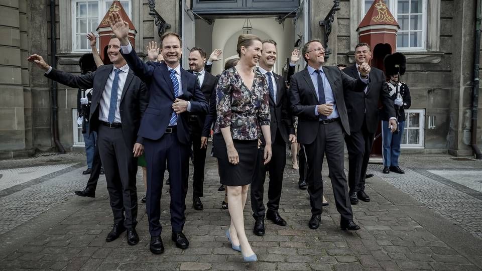 Statsminister Mette Frederiksen (S) præsenterede i juni den nye S-regering på Amalienborg Slotsplads | Foto: Mads Nissen/Ritzau Scanpix