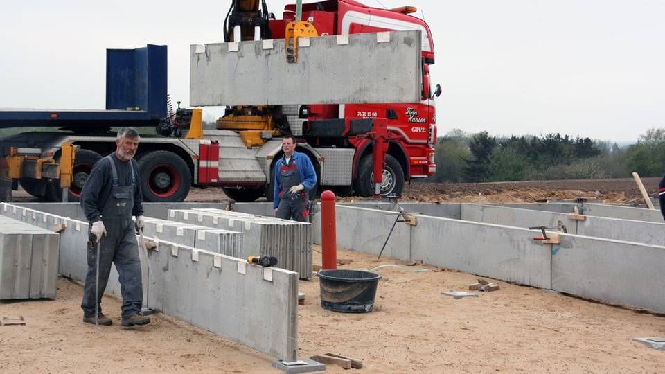 Give Elementfabrik leverer blandt andet betonelementer til byggerier inden for landbruget. | Foto: Foto: Give Elementer
