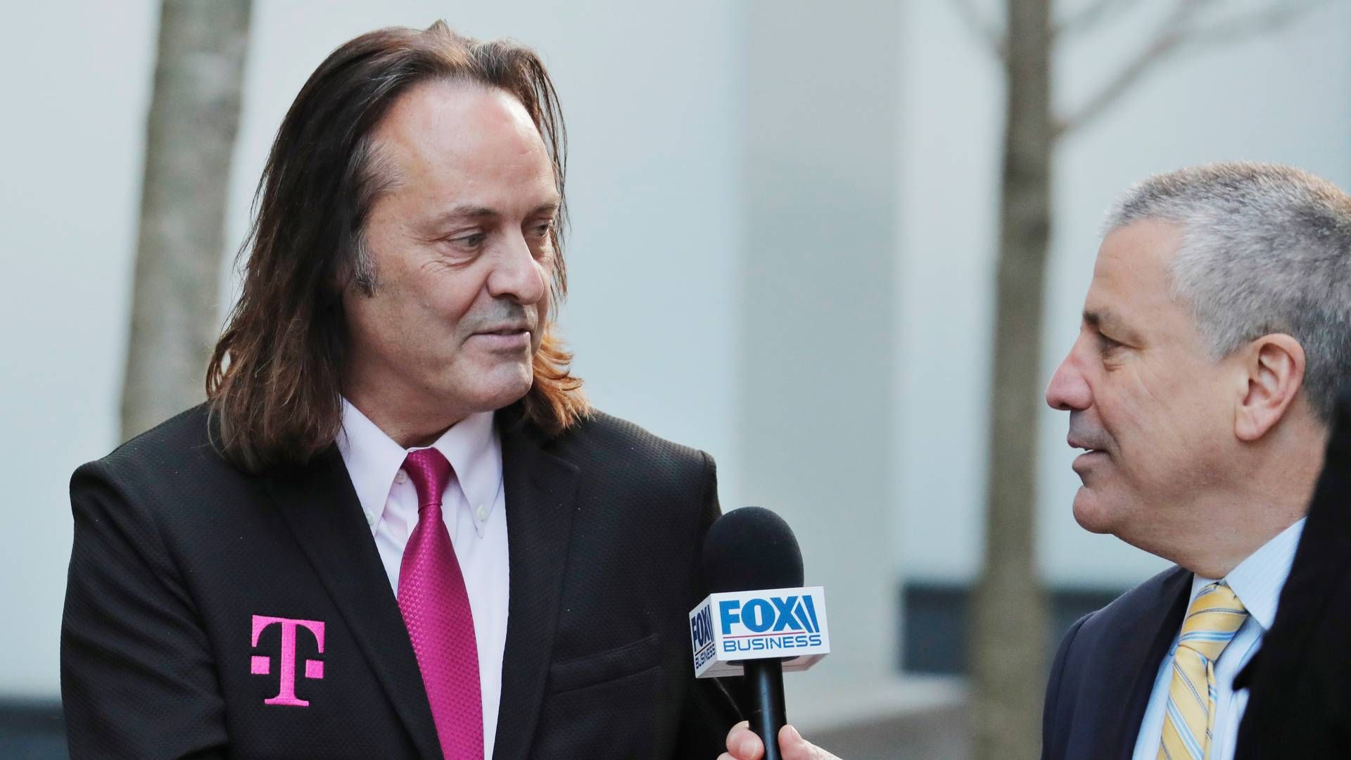 Topchef for T-Mobile i USA, John Legere, ses her forlade en høring i sagen på Manhattan i New York i går. | Foto: LUCAS JACKSON/Reuters / X90066