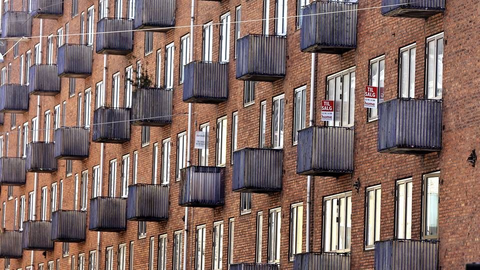 Ved energirenoveringer af ejendomme lander regningen hos beboerne. I Lejernes Landsorganisation ønsker man sig en model som i Sverige. | Foto: Jens Dresling / Politiken / Ritzau Scanpix