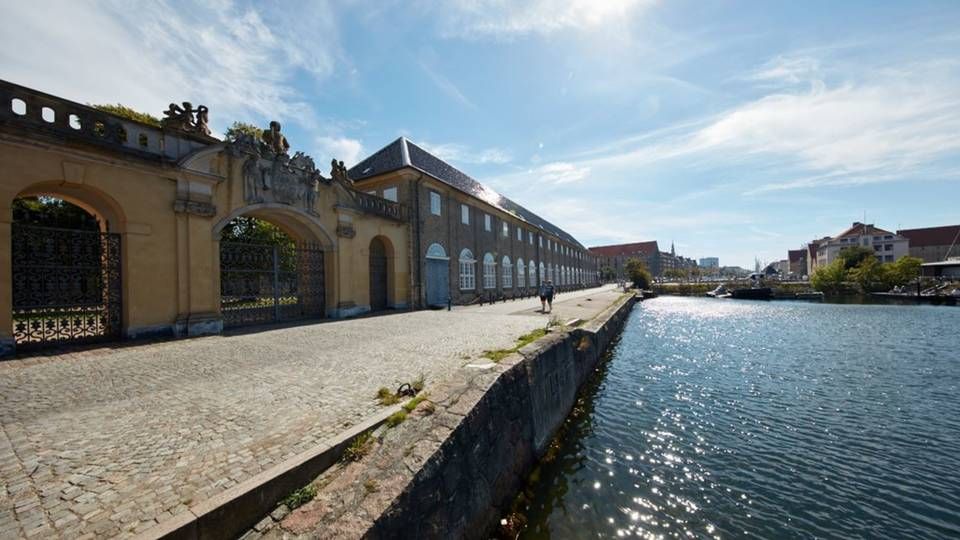 De historiske forsvarsbygninger på Holmen i København er noget af det mest værdifulde, der indgår i Byggeselskab Mogens de Lindes ejendomsportefølje. | Foto: PR / Mogens de Linde