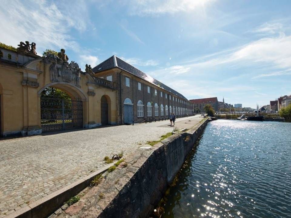 De historiske forsvarsbygninger på Holmen i København er noget af det mest værdifulde, der indgår i Byggeselskab Mogens de Lindes ejendomsportefølje. | Foto: PR / Mogens de Linde