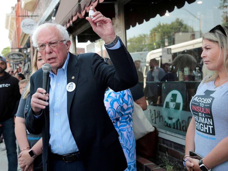 Bernie Sanders, en af de mest branchekritiske kandidater til det amerikanske præsidentvalg, tog i juli 2019 sin valgkampagne til den canadiske by Windsor for at demonstrere forskellen på insulinpriser i USA og Canada. | Foto: Rebecca Cook / Reuters / Ritzau Scanpix