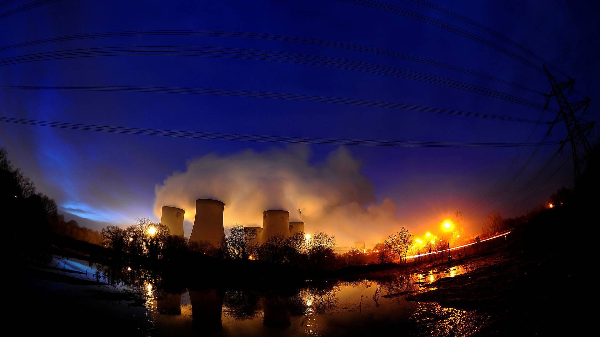 Det er effektivt at producere strøm på baggrund af kul, men det er hævet over enhver tvivl, at det er skidt for miljøet. | Foto: Nigel Roddis/Reuters/Ritzau Scanpix