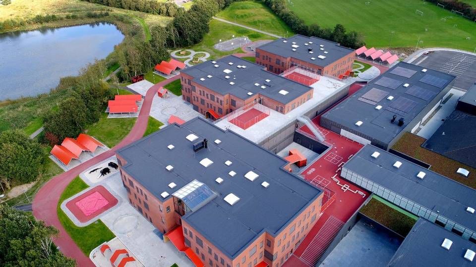 Den 1000 elever store Lindbjergskolen i Hammerrum ved Herning, som entreprenøren KPC har opført og afleveret i 2019. | Foto: PR / KPC