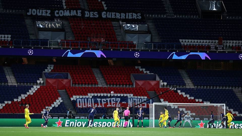 Nent har rettighederne til blandt andet Champions League – her en kamp i sidste uge mellem Paris St. Germain og Borussia Dortmund, der blev spillet uden tilskuere på tribunerne. | Foto: Handout/UEFA/Ritzau Scanpix