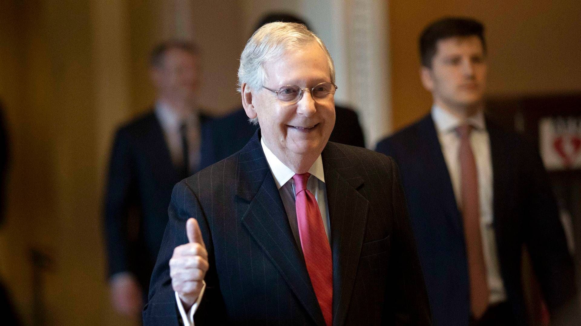 Flertalslederen i Senatet, republikaneren Mitch McConnell, var sent onsdag aften amerikansk tid en glad mand, da Senatet havde godkendt en gigantisk hjælpepakke. Foto: Win Mcnamee/Ritzau Scanpix