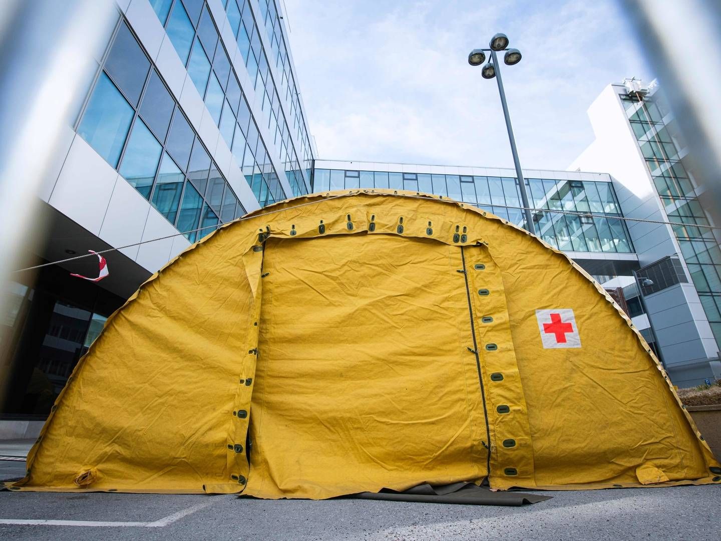 På Karolisnka Hospital i Sverige giver man fotsat klorokin til de sygeste covid-19-patienter, mens man på flere sygehuse i det sydlige Sverige er stoppe pga. frygten for bivirkninger. | Foto: JONATHAN NACKSTRAND/AFP / AFP