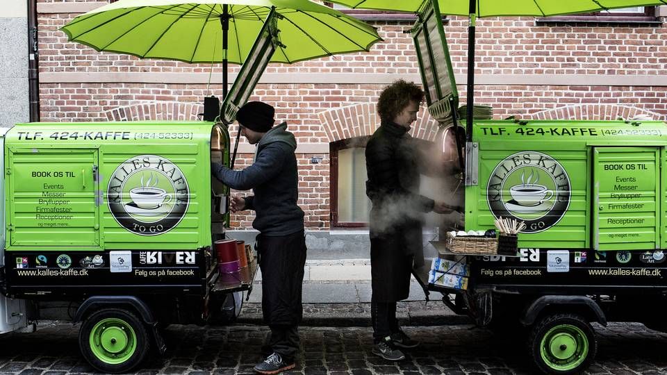 I Danmark driver Kalles Kaffe en flåde af 25 mobile enheder som cykler og knallerter. Nu har den ene stifter overtaget forretningen helt igen, efter stifterne bag Lagkagehuset har solgt aktiemajoriteten. | Foto: Janus Engel