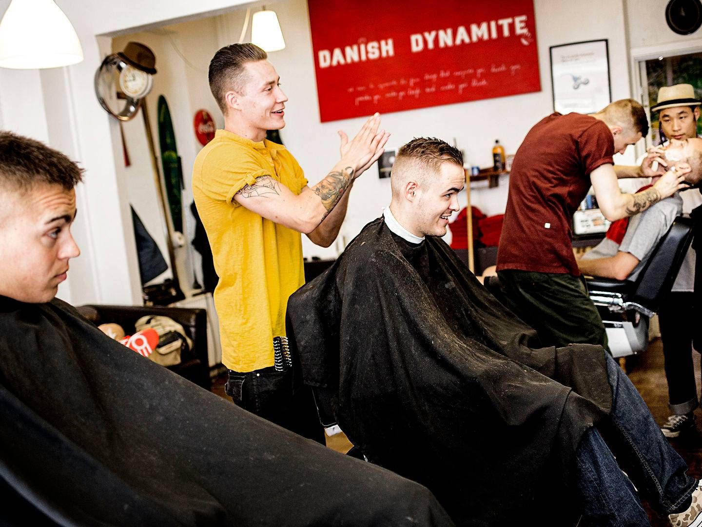 Bl.a. frisører er nogle af de erhvervsdrivende, som er hårdt ramt på grund af coronakrisen | Foto: Daniel Hjorth/Politiken/Ritzau Scanpix
