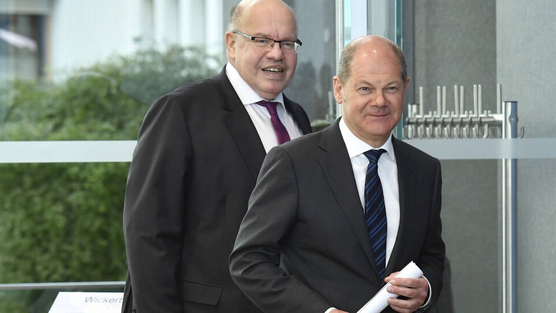 Vizekanzler Olaf Scholz (rechts) mit Bundeswirtschaftsminister Peter Altmaier | Foto: picture alliance / AP Photo