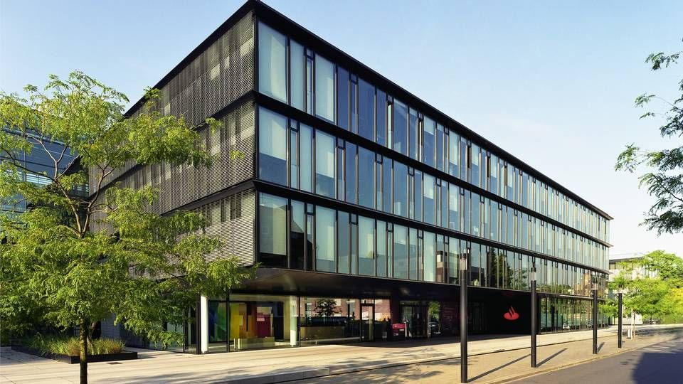 Deutschlandzentrale der Santander Bank in Mönchengladbach, NRW | Foto: Santander
