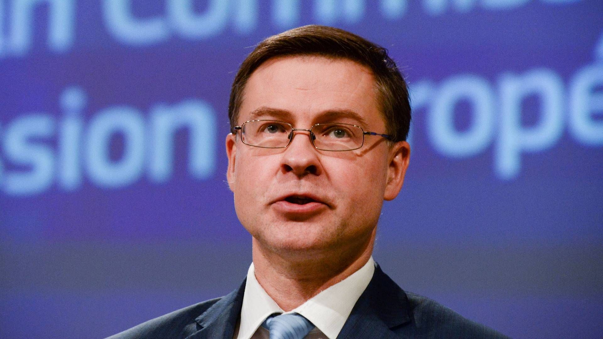 EU's finanskommissær Valdis Dombrovskis har indkaldt til møde om en kommende bankpakke i dag tirsdag. | Foto: Johanna Geron/Reuters/Ritzau Scanpix