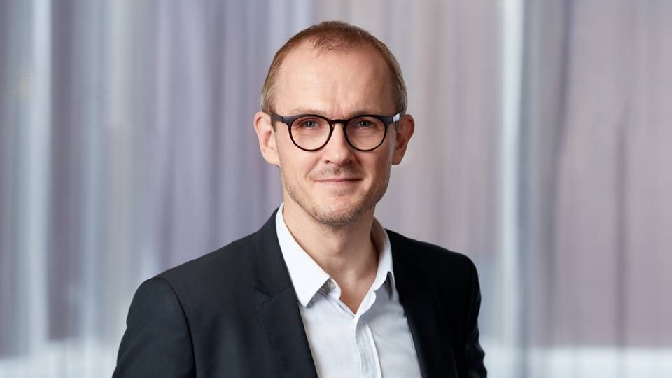 Kasper Lindgaard har relevant politisk erfaring som tidligere kontorchef i Erhvervsministeriets life science-kontor, når han efterlyser flere økonomiske incitamenter fra politisk side til at købe elbiler for virksomhederne. | Foto: Lif / PR