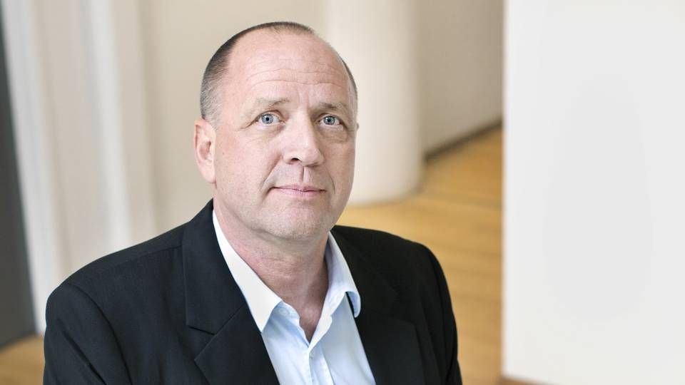 Flemming Sonne, adm. direktør i Amgros, har nærmest arbejdet i døgndrift siden medicinindkøberen til landets hospitaler blev ramt af et hackerangreb forrige nat. | Foto: Anne-Li Engström / Amgros / PR