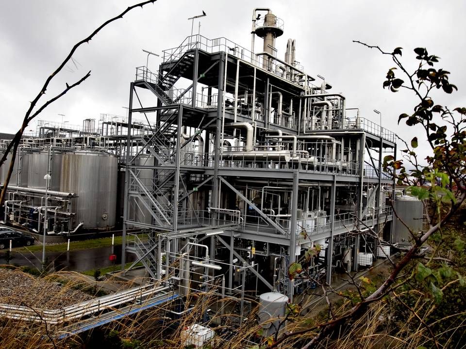 De ekstra mængder spildevand kommer fra det genåbnede inbicon-anlæg, som Ørsted lukkede ned i 2014, hvor et konsortium bestående af Staten, Carlsberg, Ørsted og Ree Holding har opstartet en nødproduktion af ethanol til håndsprit. | Foto: Jacob Ehrbahn