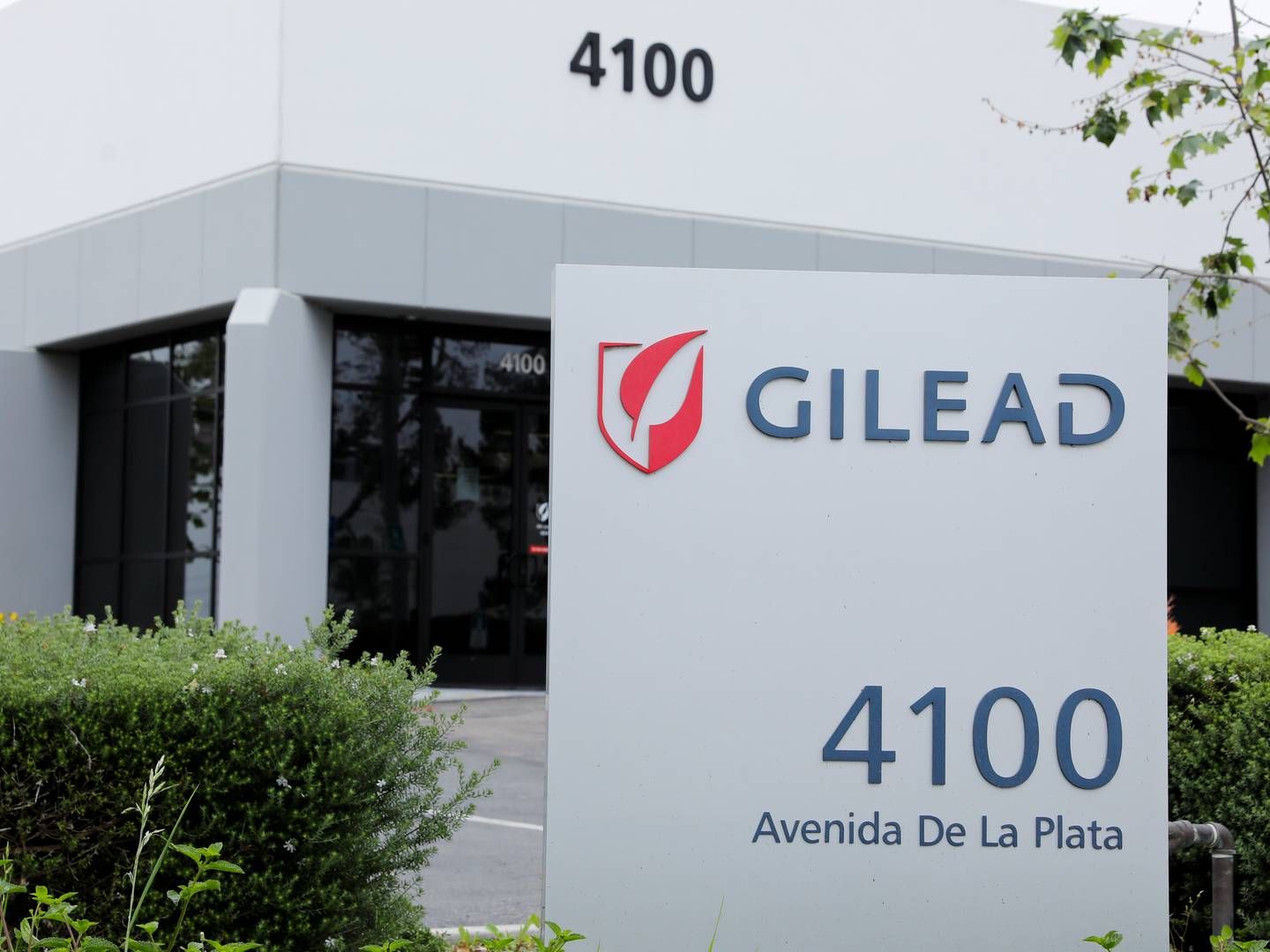 Gilead Sciences har indgået licensaftaler med fem generiske lægemiddelfabrikanter om produktion af remdesivir til 127 lande. | Foto: Mike Blake/REUTERS / X00030