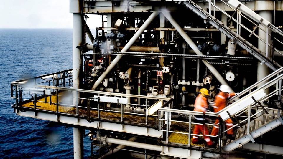 Hvordan fjerner man de enorme stålkonstruktioner, vi har stillet op flere hundrede kilometer ude i Nordsøen, uden at det skader miljøet? Det er et af de spørgsmål, Center for Olie og Gas skal svare på. | Foto: Magnus Holm/Politiken/Ritzau Scanpix