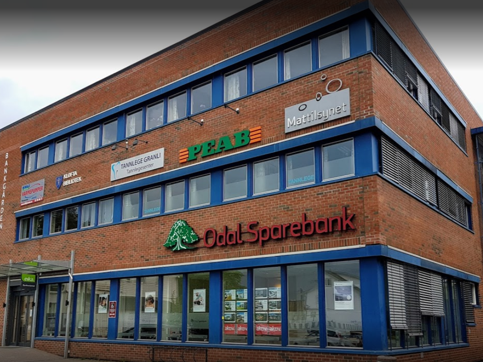 SVINDEL: Mannen som nå er dømt skal ha utgitt seg for å være banken. | Foto: Google Maps