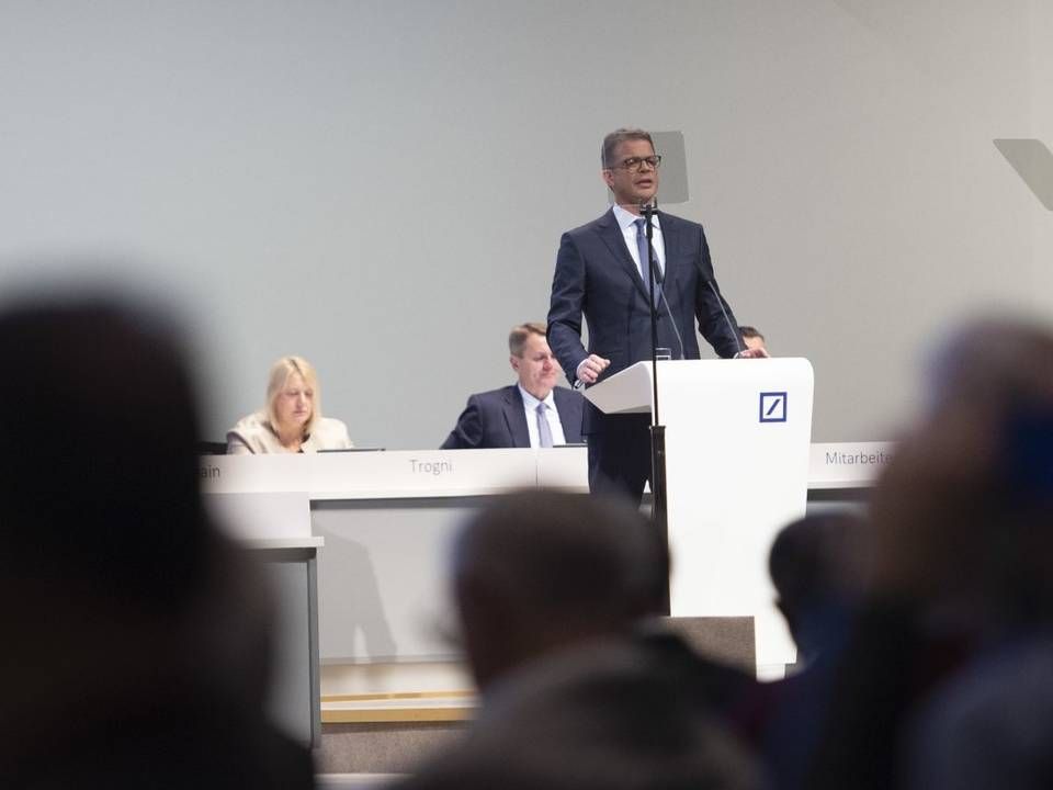 Deutsche-Bank-Chef Christian Sewing auf der Hauptversammlung seiner Bank 2019 | Foto: picture alliance / Sven Simon