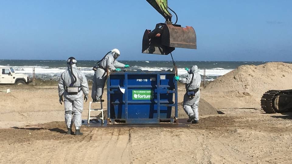 I pilottesten er 90 ton forurenet sand fra Høfde 42 kørt gennem maskinen, der ifølge Fortum groft sagt kan betegnes som en stor industrivaskemaskine med forskellige trin. | Foto: Fortum//PR