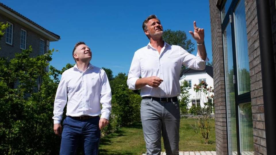 Huscompagniets topchef Martin Ravn-Nielsen (th.) og finansdirektør Mads Dehlsen Winther forventer vækst i 2020 på trods af coronakrisen. | Foto: Gregers Thyco