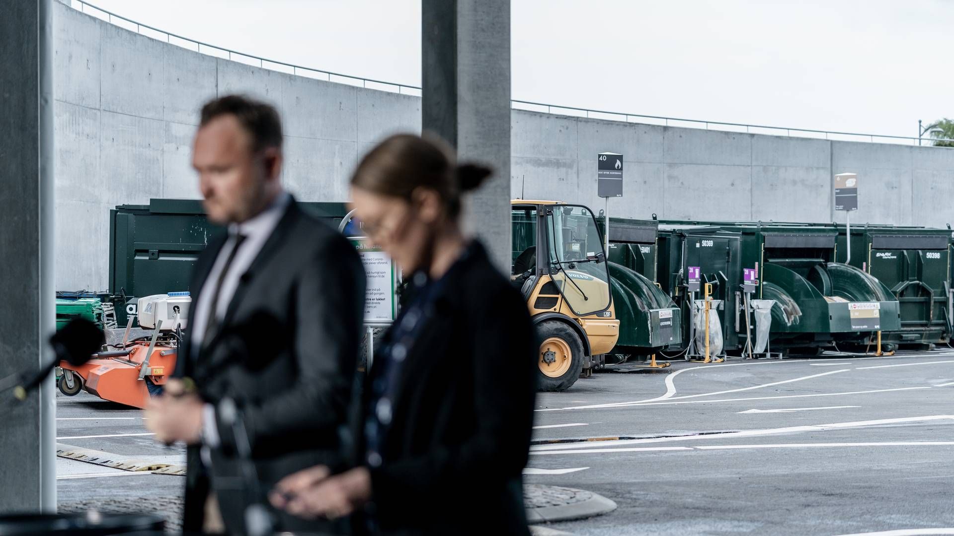 Miljøminister Lea Wermelin (S) og klima- energi- og forsyningsminister Dan Jørgensen (S) præsenterede mandag d. 18 maj regeringens bud på en mere grøn affaldssektor med langt mindre CO2-udledning. | Foto: Aleksander Klug