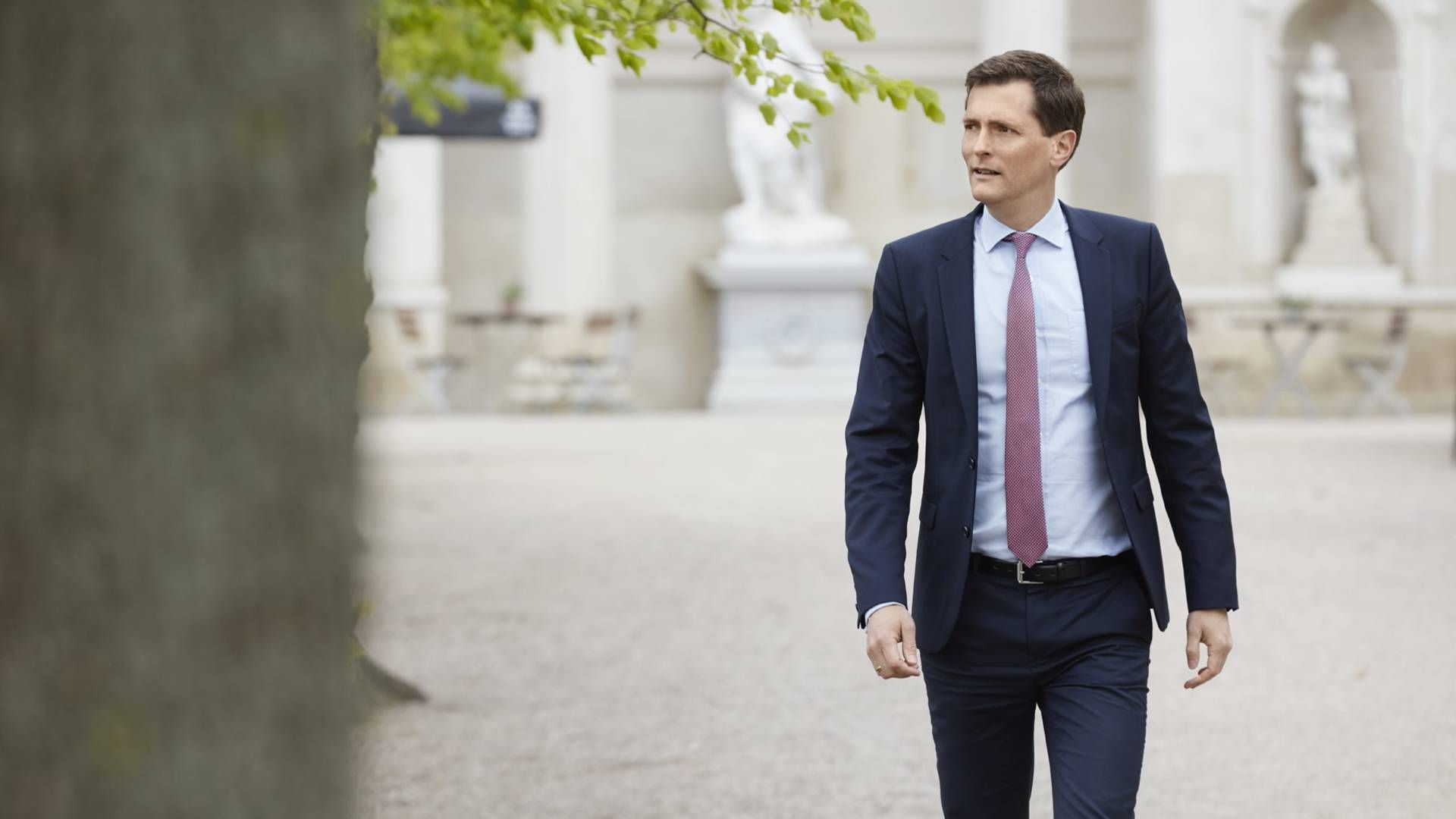 Gebyrindtægterne står for et beskedent bidrag til Advokatsamfundets samlede indtægter på omkring 50 mio. kr. i år, lyder det fra generalsekretær Andrew Hjuler Crichton. | Foto: PR / Morten Holtum