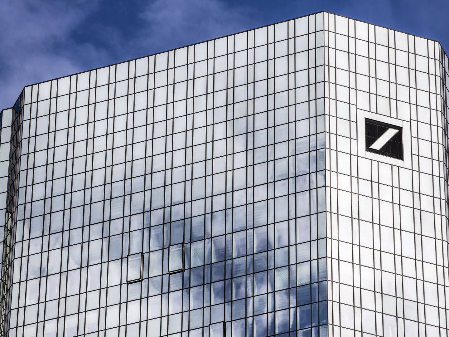 Gebäude der Deutschen Bank in Frankfurt am Main | Foto: picture alliance / Jochen Tack