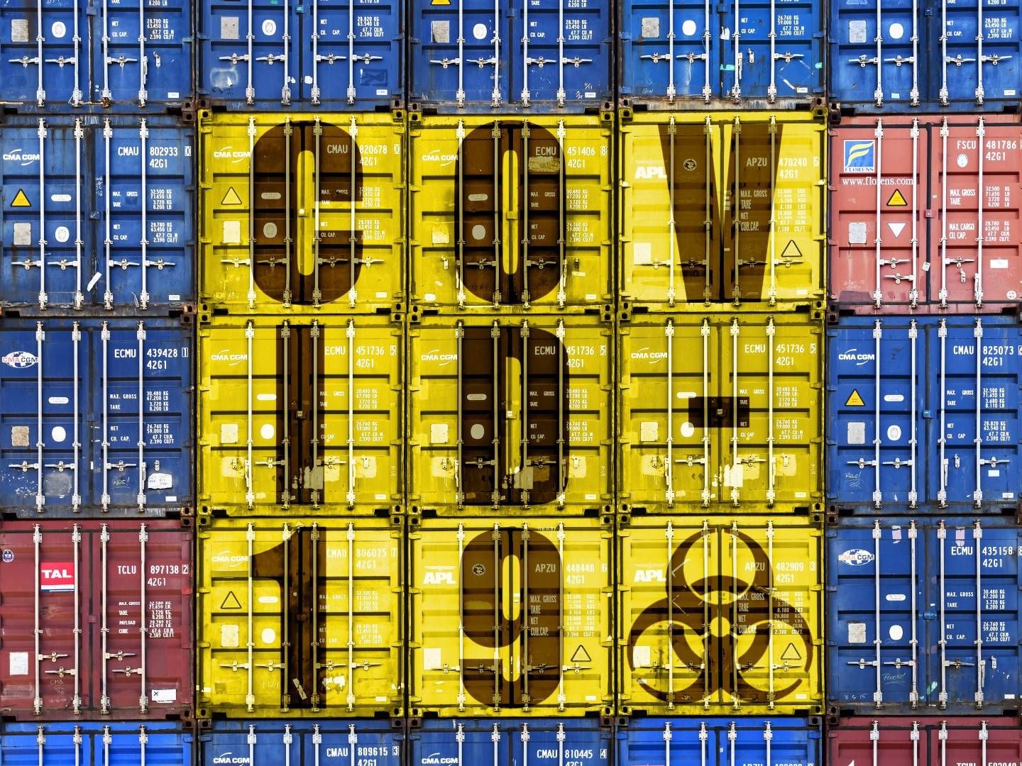 Gestapelte Container mit Covid-19-Schriftzug (Symbolbild) | Foto: picture alliance/Bildagentur-online