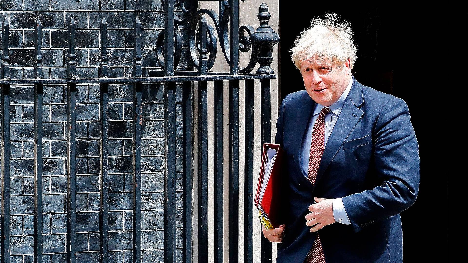 Premierminister Boris Johnsons regering overvejer at indføre en skat på onlinehandel, som bl.a. skal komme den trængte fysiske detailhandel til gode. | Foto: Tolga Akmen / AFP / Ritzau Scanpix