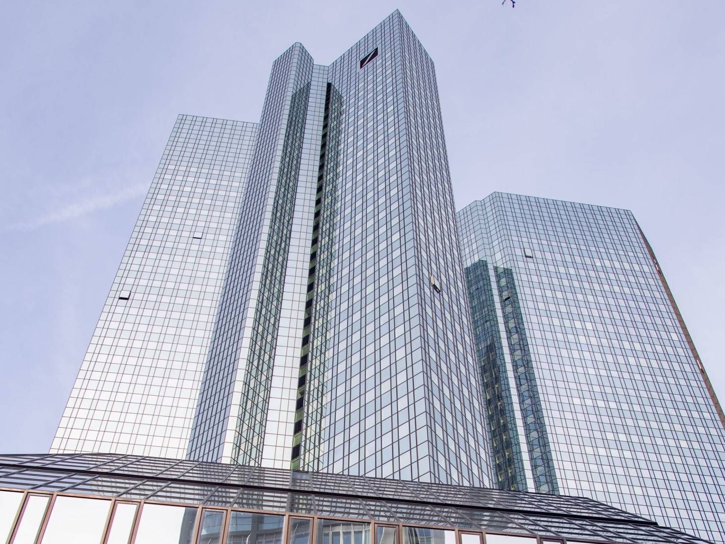 Die Deutsche Bank hat im zweiten Quartal die Erwartungen übertroffen. | Foto: picture alliance / SvenSimon