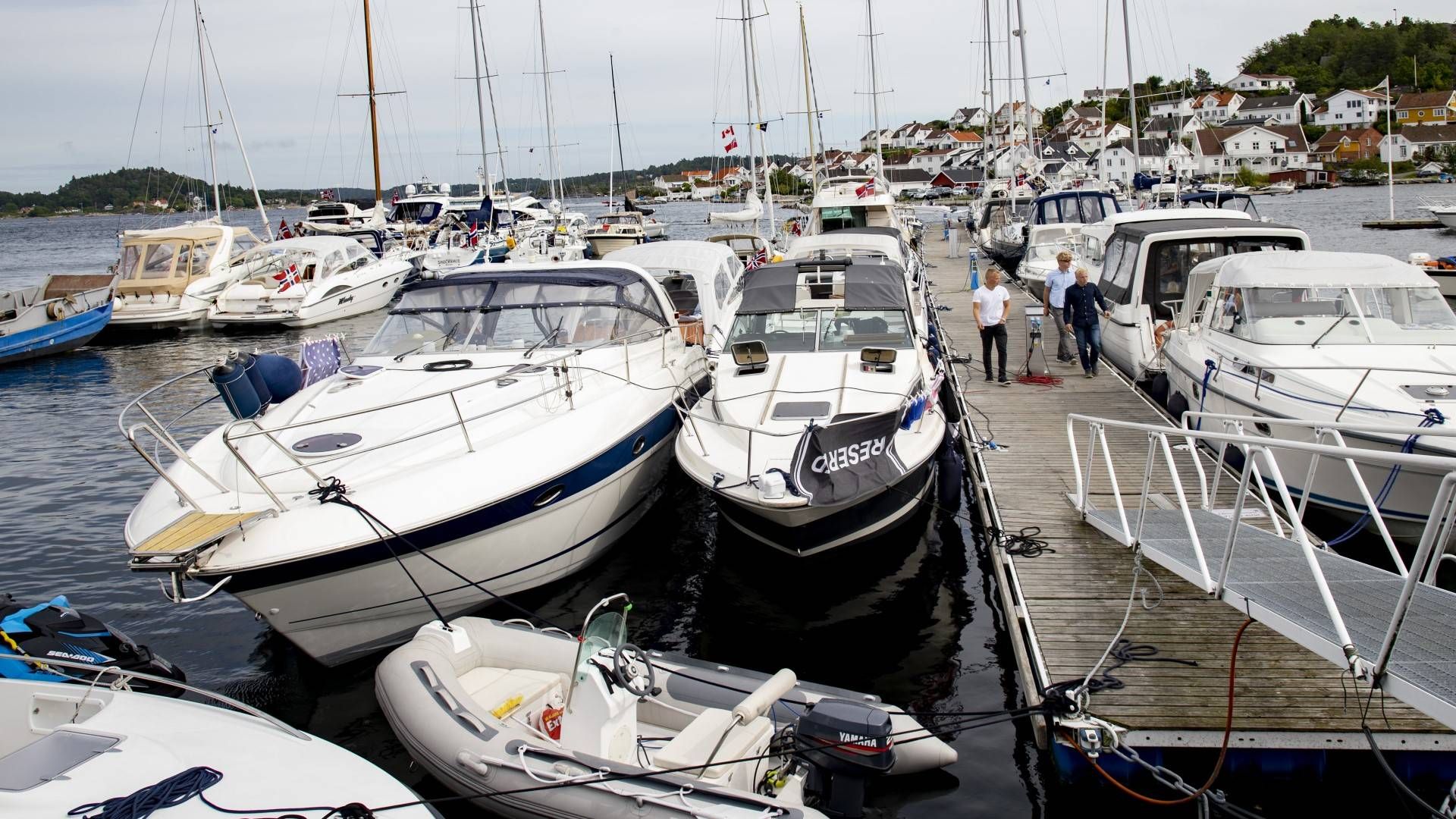 Tett mellom båtene i Kragerø tidligere i sommer. | Foto: Geir Olsen / NTB scanpix