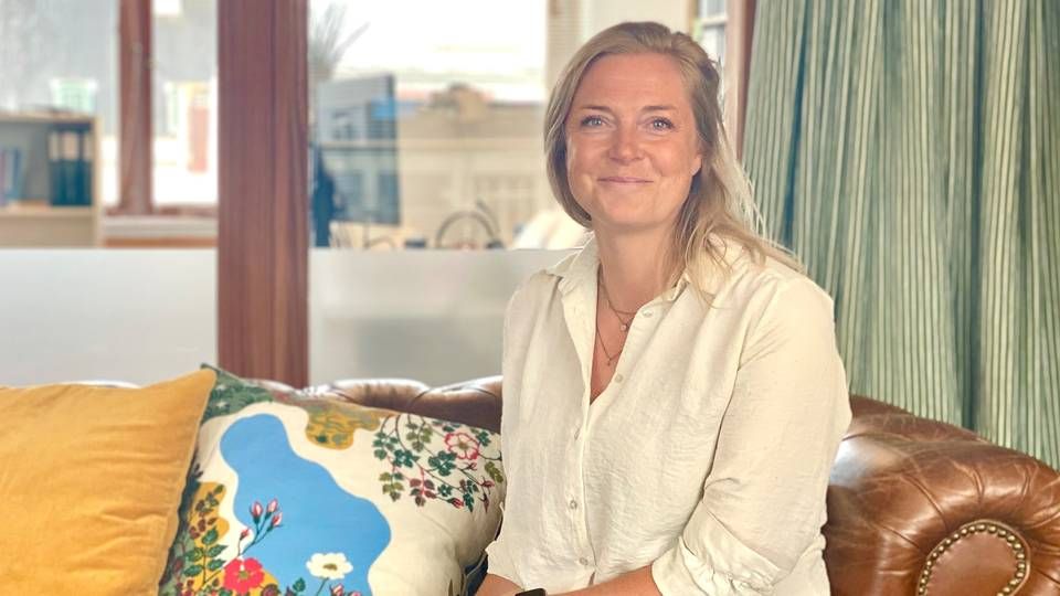 "Når der er nogle, der sælger deres livsværk, eller en ledelse er ansvarlig for at fusionere et selskab med lang historik over i et andet, får jeg følelsen af, at det man sidder med, simpelthen er så vigtigt," siger Pernille Nørkær, partner hos Moalem Weitemeyer Bendtsen. | Foto: PR