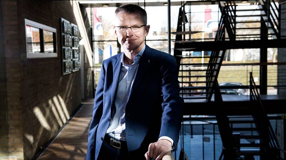 Spar Nord-chef Lasse Nyby forstår godt, hvorfor der har været behov for de statslige låneordninger. Men han ser frem til en hverdag, hvor det er bankerne, der låner pengene ud. | Foto: Tycho Gregers/Ritzau Scanpix