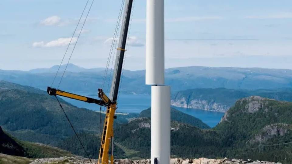 Installation af vindmølle på Geitfjellet. | Foto: PR / Fosen Vind