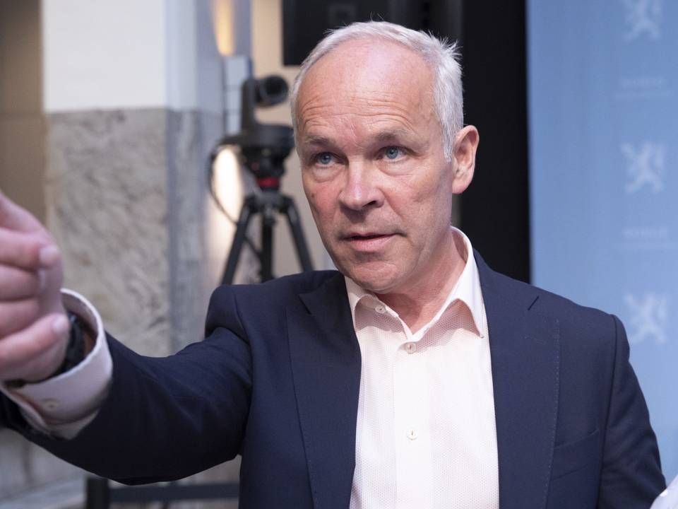 Finansminister Jan Tore Sanner (H) peker på DNB, Kommunalbanken og Nordea Eiendomskreditt som systemkritiske banker i Norge. | Foto: Terje Bendiksby/NTB Scanpix