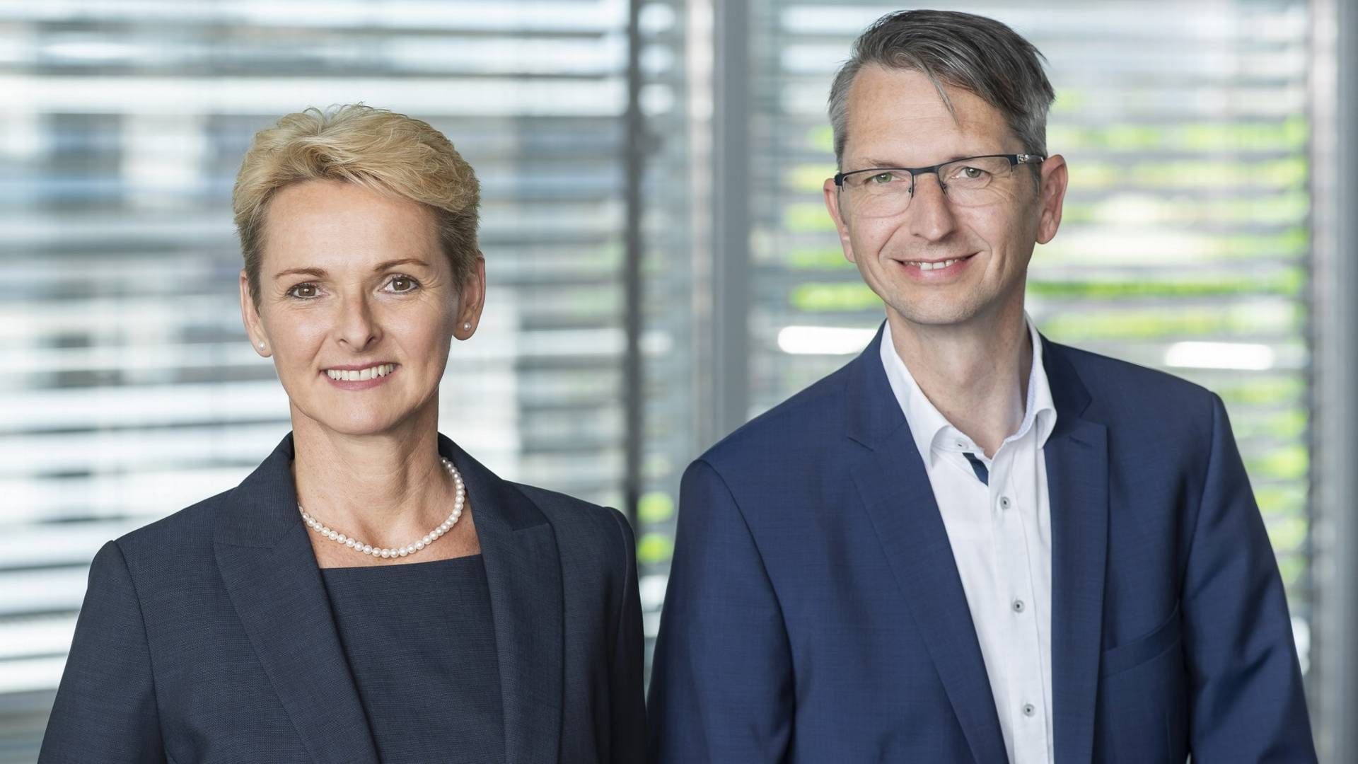 Sabine Meister und Martin Schuhmacher, das neue Vorstandsteam der Volksbank Konstanz. | Foto: Volksbank Konstanz/© Ulrike Sommer
