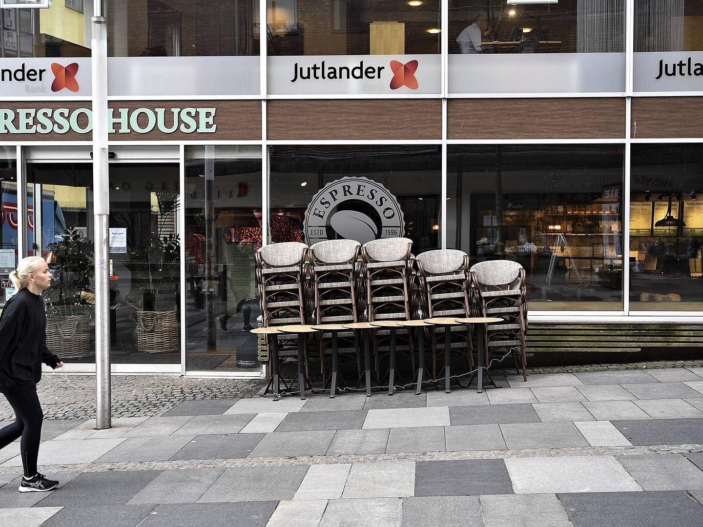 Kæderne Espresso House og Café Vivaldi valgte at holde helt lukket i to måneder under coronakrisen – begge kæder ligger i top blandt største modtagere af kompensation for faste omkostninger. | Foto: Ernst van Norde