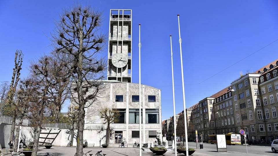 Inde bag murene på rådhuset i Aarhus skal kommunen i den kommende tid afgøre, hvilke advokatfirmaer der skal servicere Aarhus de kommende år. | Foto: Ernst van Norde