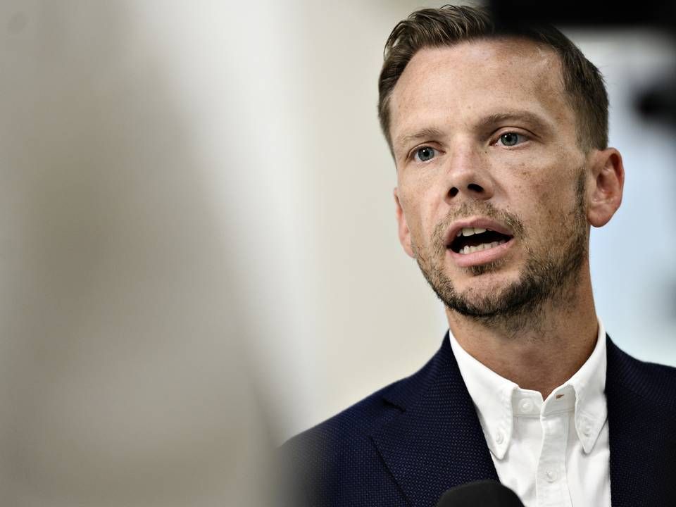 følge beskæftigelsesminister Peter Hummelgaard (S) kan ny jobdelingsordning få betydning for omkring 30.000 arbejdspladser, men det er svært at vurdere, siger han. (Arkivfoto). | Foto: Philip Davali//