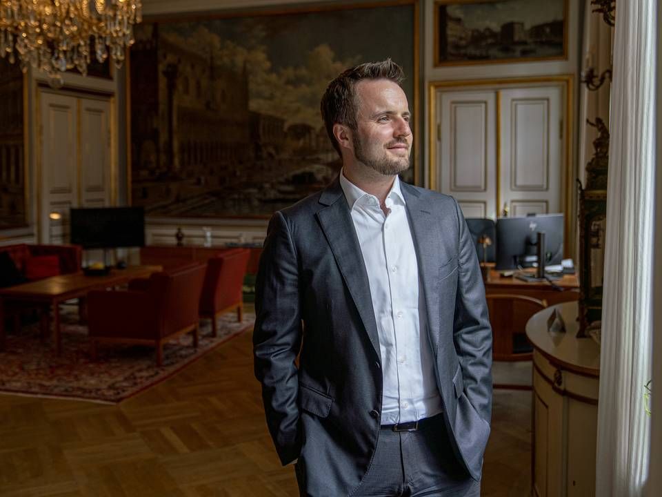 Simon Kollerup (S), erhvervsminister, har gjort det klart, at han ikke mener, at ledelsesansvaret er skarpt nok for bankchefer i dag. | Foto: Stine Bidstrup/ERH