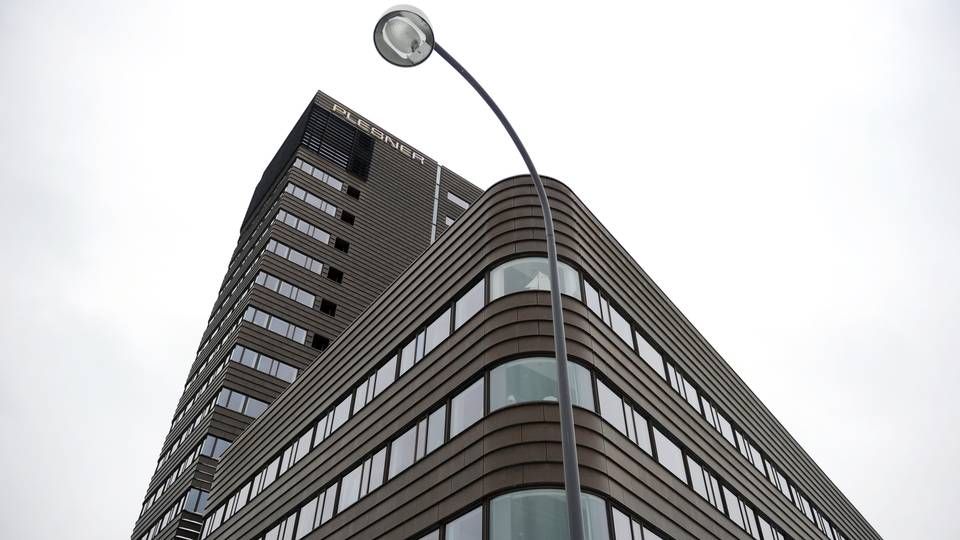 Der er nu lidt flere håndtag at gribe fat i på vejen mod toppen, når advokaterne skal klatre op i hierarkiet i Kobbertårnet på Amerika Plads i København. | Foto: Torben Stroyer/ERH