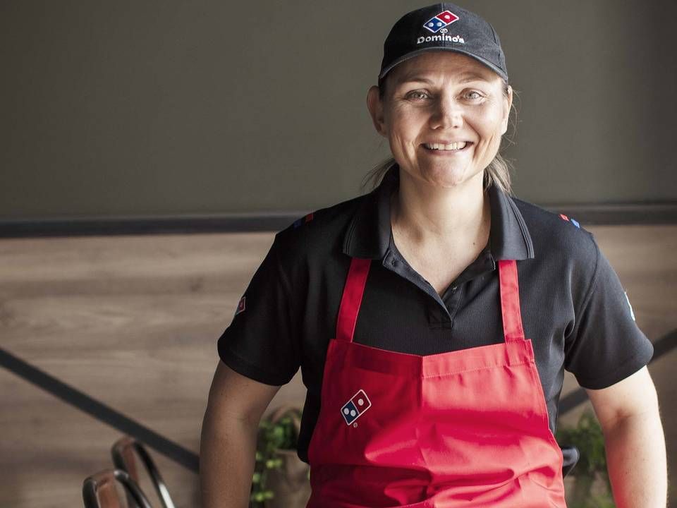 Kellie Taylor står i spidsen for Dominos i Danmark, som er ejet af australske Dominos Pizza Enterprises. Hun har været en del af koncernen siden 1993, hvor hun startede med at bage pizzaer i Australien. | Foto: PR/Dominos Danmark