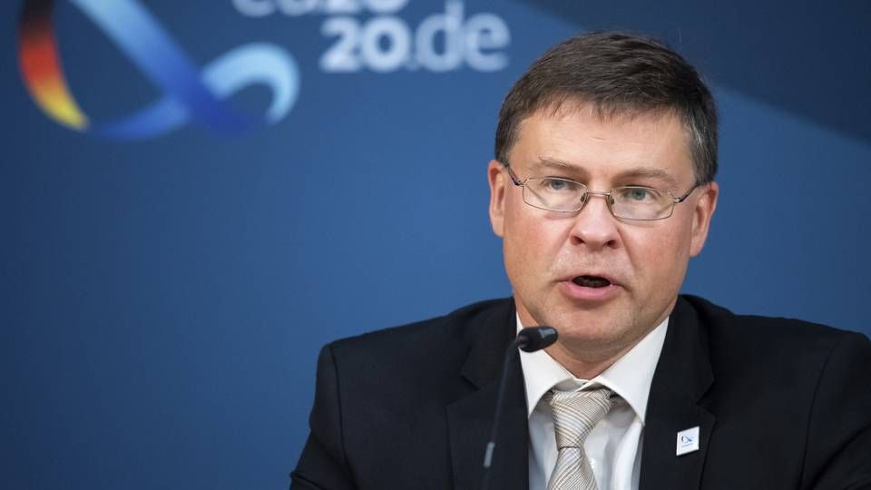 Valdis Dombrovskis, EU finans-kommisær legger torsdag frem et forslag til ny digital strategi. | Foto: NTB scanpix/Bernd von Jutrczenka/Pool via AP